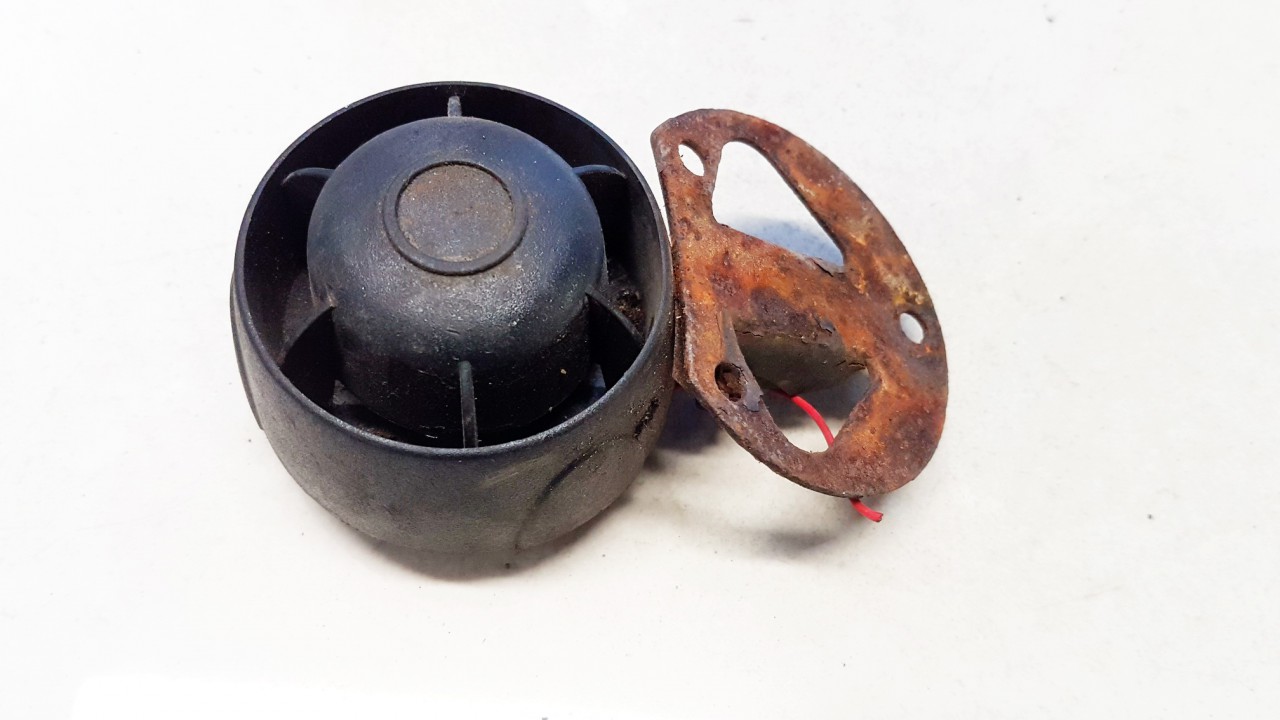 Audi A4 1996 Garso signalas