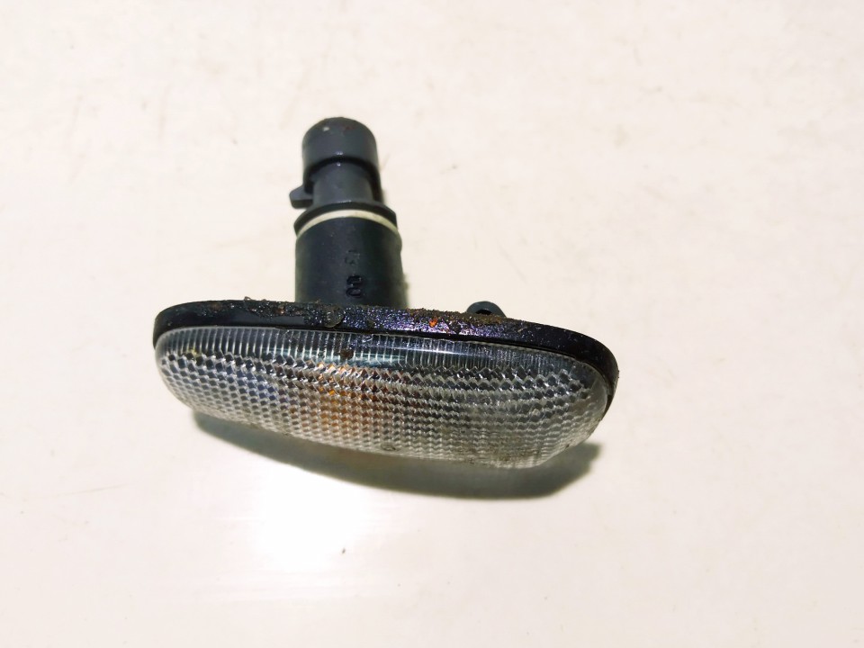 Opel Astra 2000 Clear Side Repeaters - FRONT LEFT