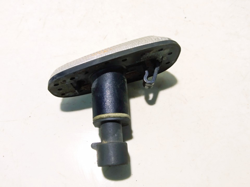 Opel Astra 2000 Clear Side Repeaters - FRONT LEFT - Thumbnail 2