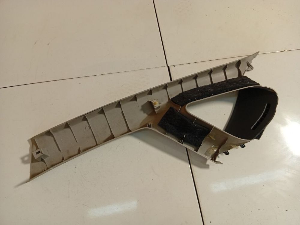 6221012040 Toyota Auris 2007 Statņa dekoratīvā apdare - PRIEKŠA PA LABI - Thumbnail 3