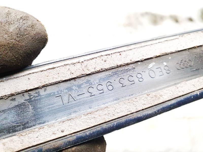 8E0853953 Audi A4 2001 avant gauche garniture porte de moulage - Thumbnail 3