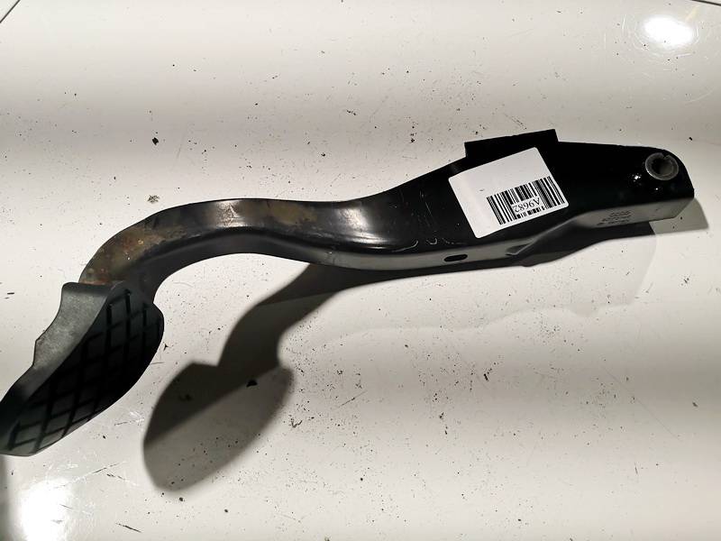 8D1721140 Audi A4 1995 Jarrupoljin