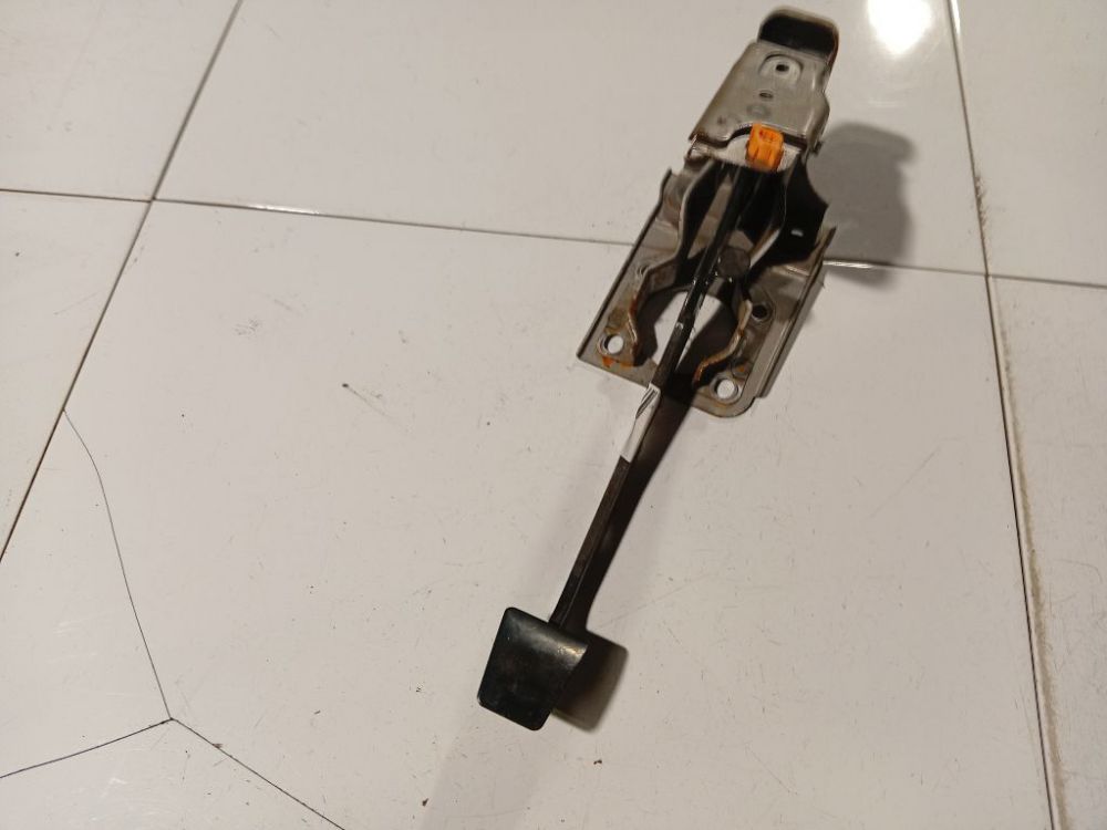 Mitsubishi ASX 2010 Pedal work, Brake pedal, Pedal bracket, Clutch pedal