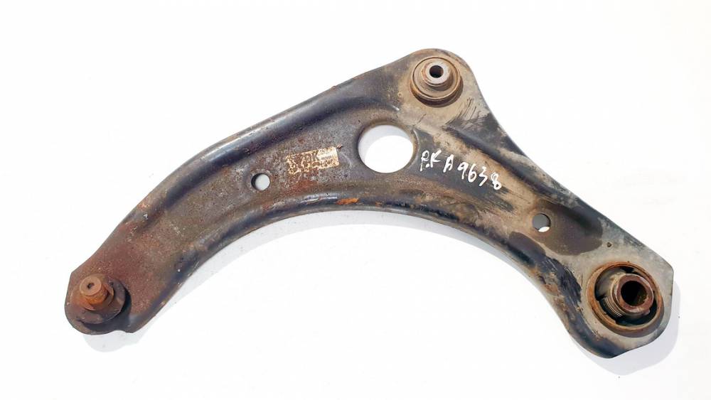 Nissan Note 2014 Control arm - FRONT LEFT