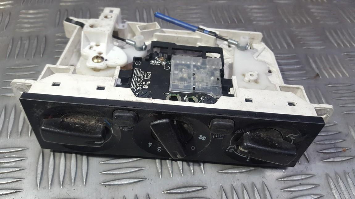 MR360788 Mitsubishi Pajero 2003 Peciuko valdymas