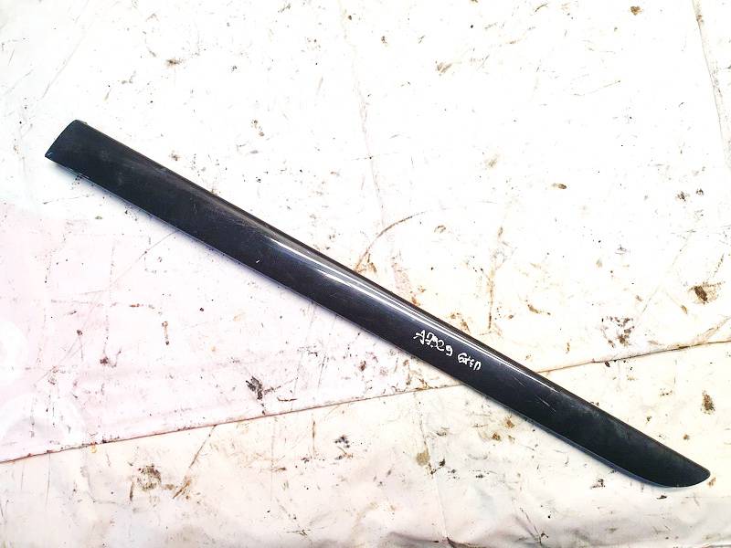 8E0867420G Audi A4 2001 arrière droite garniture porte de moulage