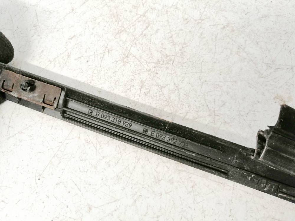 093318939 Opel Meriva 2004 Durvju stikla sloksne - AIZMUGURE PA KREISI - Thumbnail 3