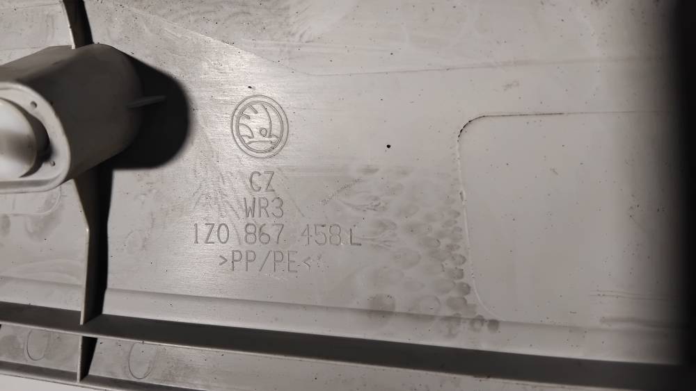 1Z0867458L Skoda Octavia 2004 Interior trim - Thumbnail 3
