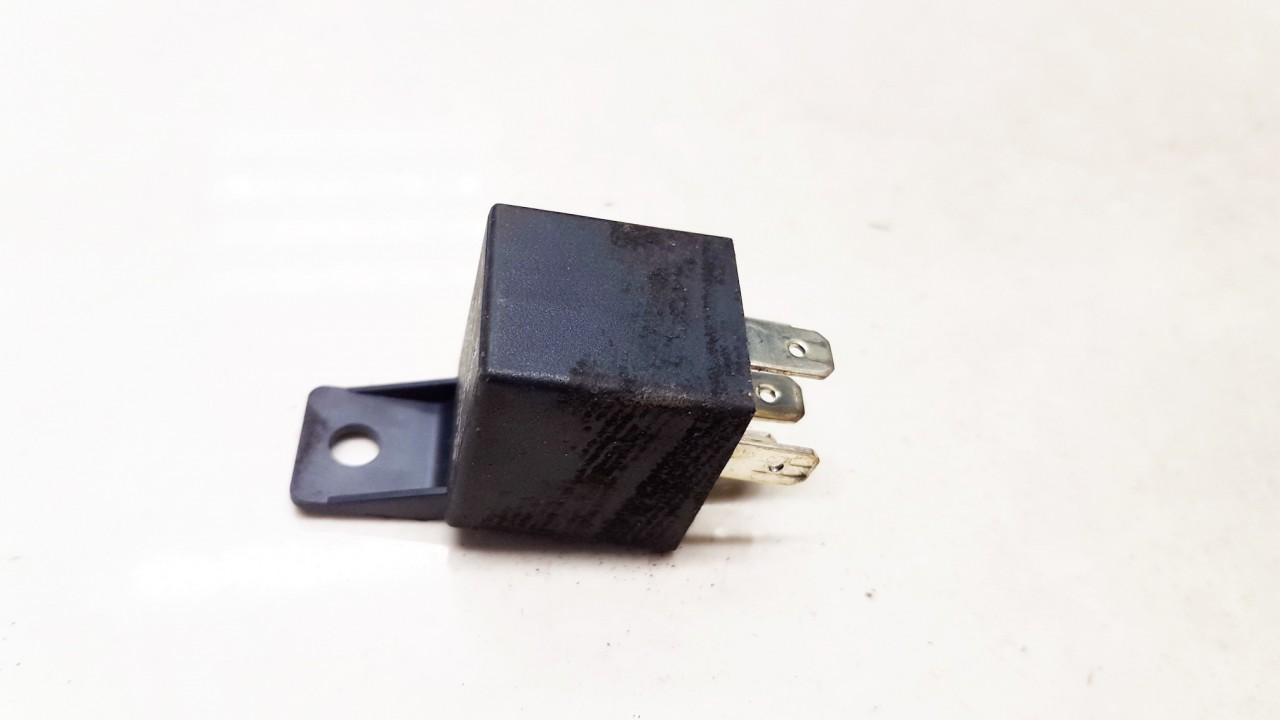 SCB1M1240 SCB-1-M-1240 Relay module Nissan Almera 2001 2.2L ...