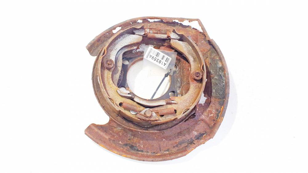 Subaru Legacy 2010 Mechanizm hamulca ręcznego