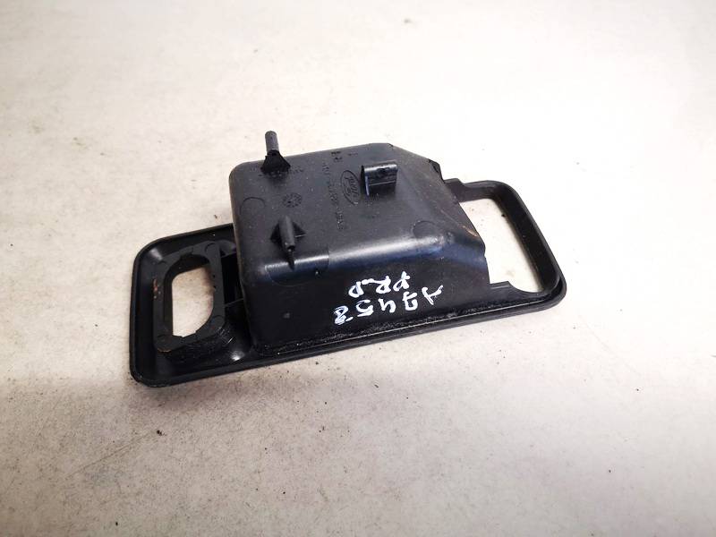 3M51226A36ADW Ford Focus 2005 Salona apdare (plastmasas) - Thumbnail 2