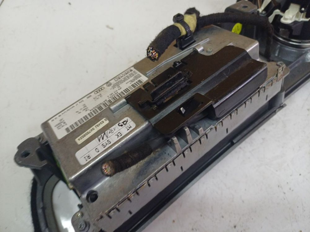 4F0919603A Audi A6 2007 Dashboard Radio Display (Clock,Info Monitor,BORD COMPUTER) - Thumbnail 3