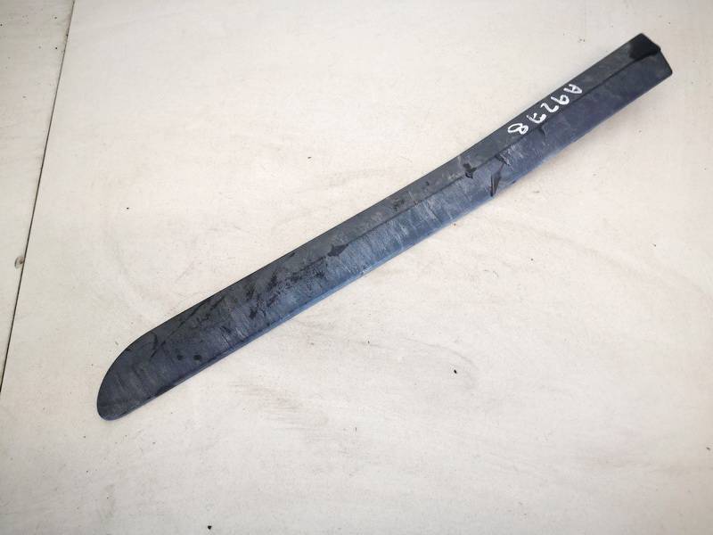 5Z3853535 Volkswagen Fox 2005 Duru moldingas isorinis G.K.