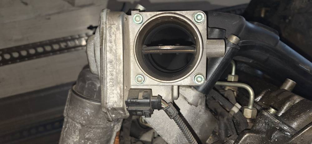 038128063C Volkswagen Golf 2001 High Flow Throttle Body Valve (Air Control Valve) - Thumbnail 5