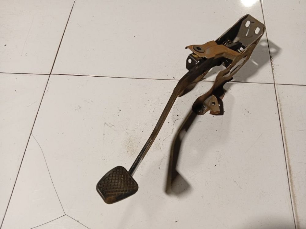 Honda Jazz 2005 Jarrupoljin