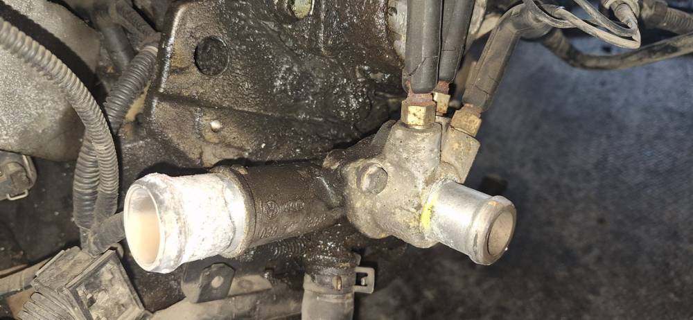 038121133A Volkswagen Golf 2001 Heater thermal valve(valve heater, Coolant Heater)