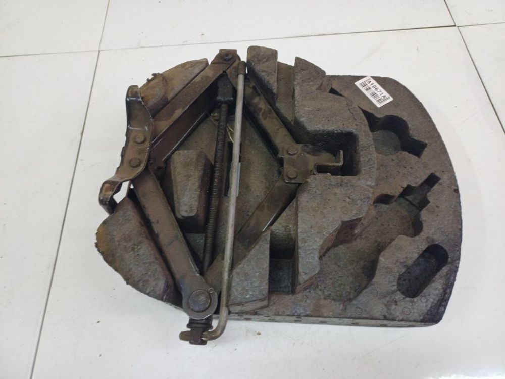 CJ8TA Ford Mondeo 2007 Tool kit - Thumbnail 4