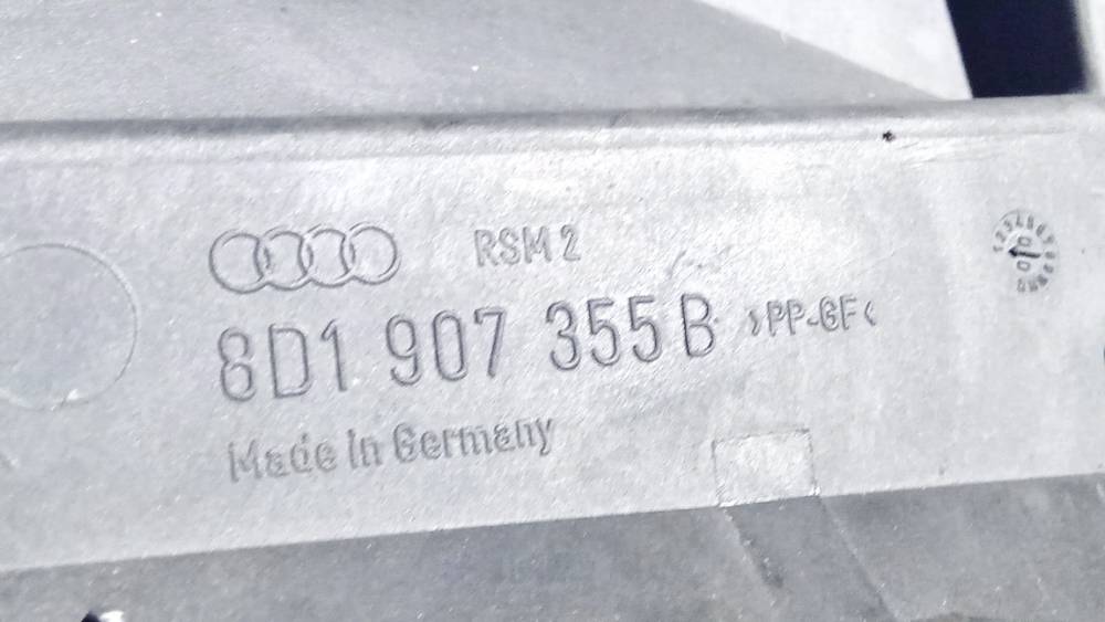 8D1907355B Audi A4 2000 Fuse Box Cover - Thumbnail 3