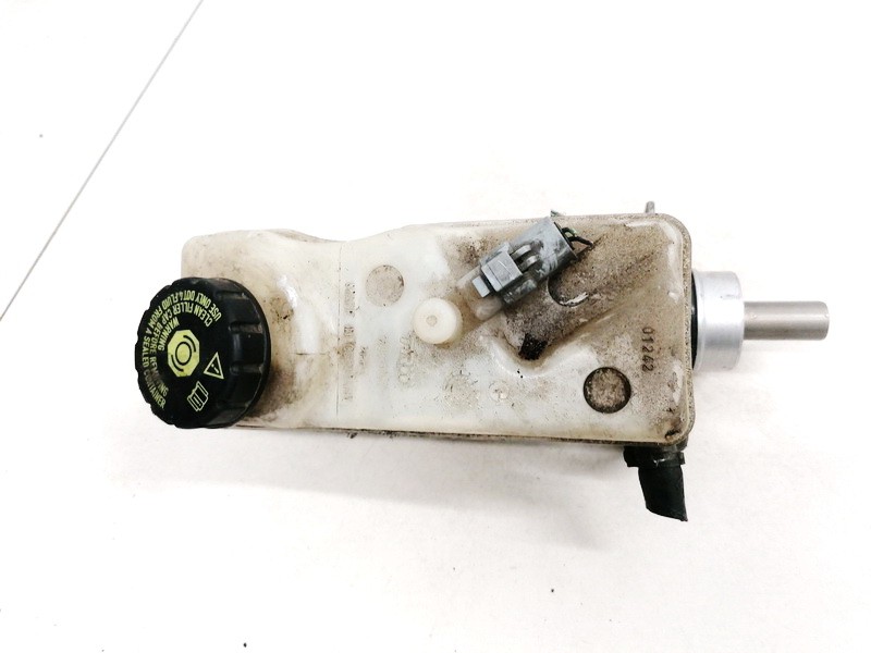 320671112 320671112 Brake Master Cylinder Renault Scenic 2004 1.5L 15EUR EIS01207301 Used