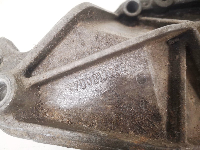 7700817262 used Engine Mount Bracket and Gearbox Mount Bracket Renault