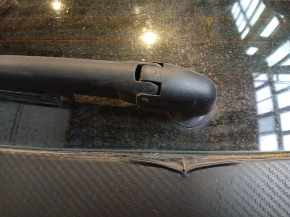 Fiat Stilo 2002 Wiper motor (Rear Screen Wiper Engine) - REAR