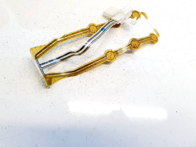 Toyota Avensis 2004 Sedynes sildymo elementas - Thumbnail 3