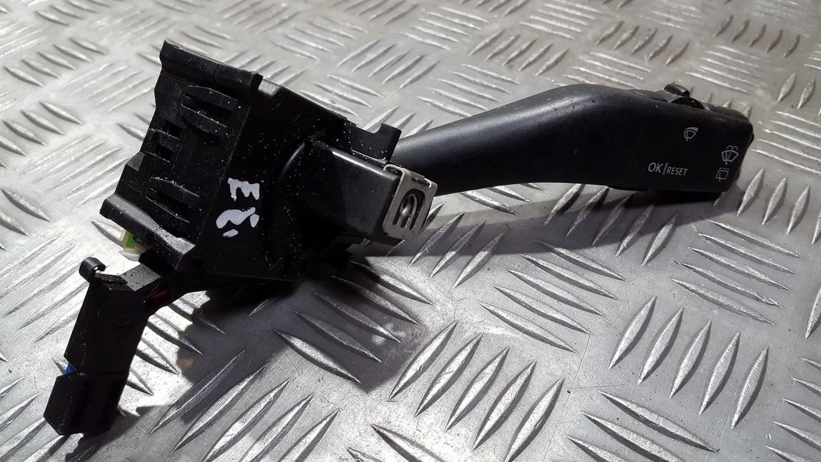 1K0953519A Volkswagen Golf 2006 Wiper ARM STEERING COLUMN SWITCH