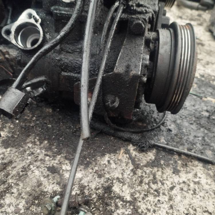 4471706350 Volkswagen Passat 2001 AC AIR Compressor Pump