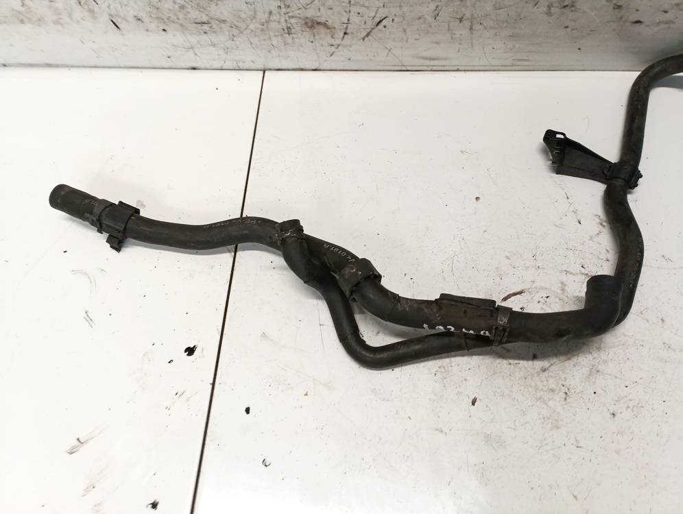 1K0133687B Skoda Octavia 2010 Radiator Hose (Water Hose) - Thumbnail 2