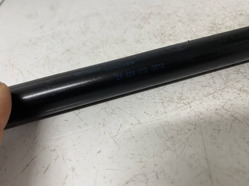 244544730512 Opel Vectra 2003 Hood Support (strut hood) - FRONT - Thumbnail 3