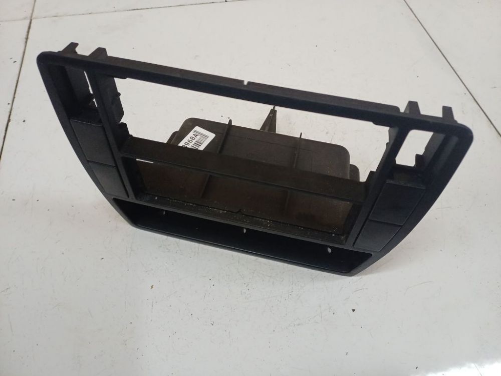 3B0858069K Volkswagen Passat 1998 Салон накладка