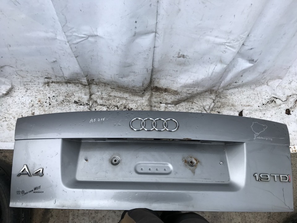 Audi A4 2003 Hood - REAR