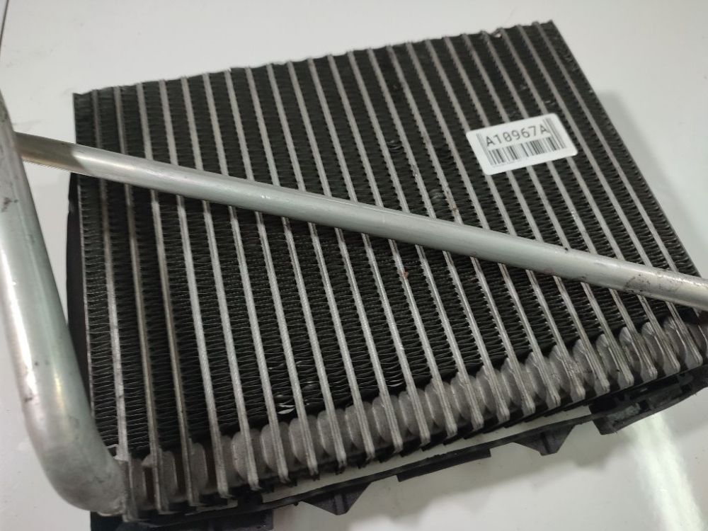 Volkswagen Passat 1997 Air Conditioning Condenser - Thumbnail 2