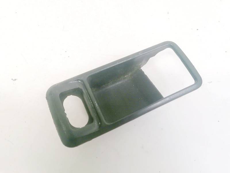 3M51226A37ADW Ford Focus 2005 Salona apdare (plastmasas)