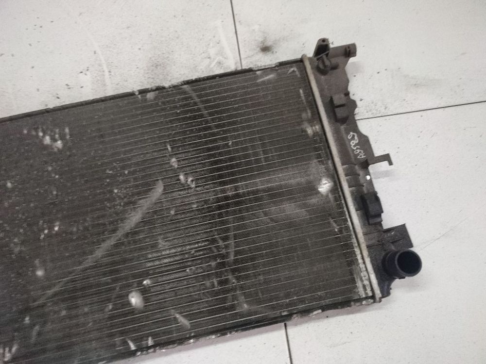 Mercedes-Benz Sprinter 2008 Vandens radiatorius (ausinimo radiatorius) - Thumbnail 2