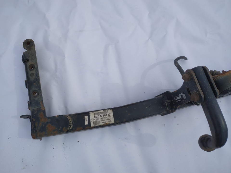 332237600001 used Tow bars Nissan XTrail 2004 2.2L EIS01377318