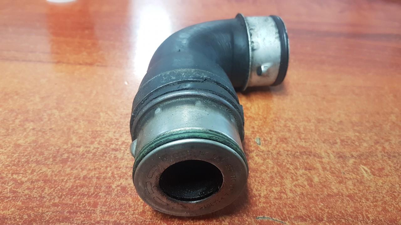 038131111A Seat Toledo 2004 TURBO INTERCOOLER PIPE HOSE - Thumbnail 2