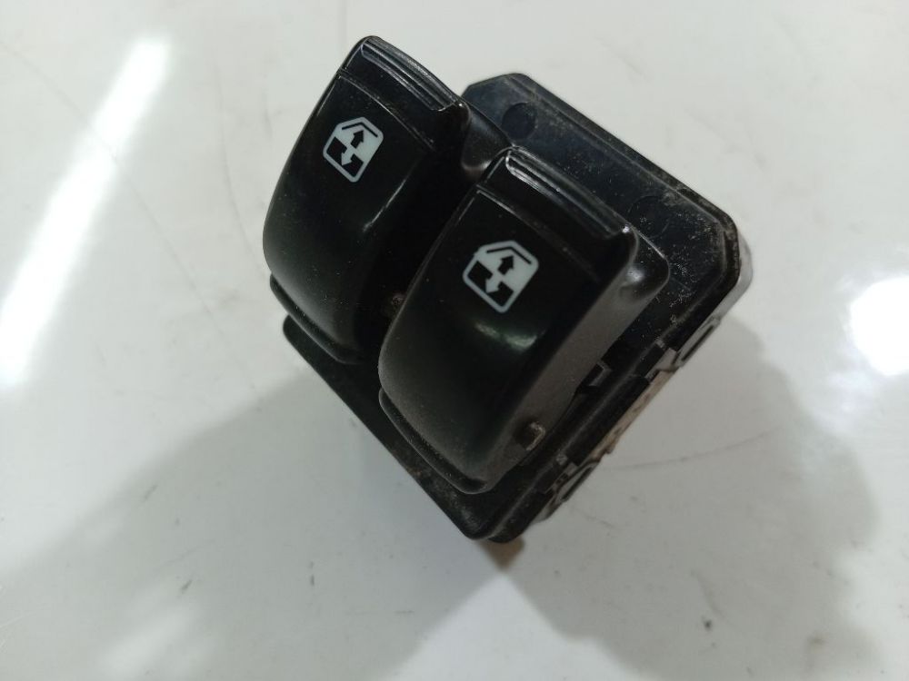 202005062 Chevrolet Aveo 2006 Power window control (Window Regulator-Window Switch)