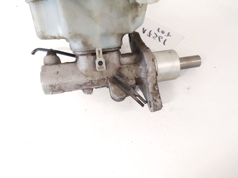used used Brake Master Cylinder Skoda Octavia 2006 1.9L EIS01500732