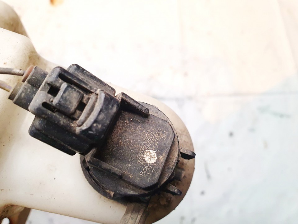 86003102451 used Windshield Windscreen Washer Pump Mazda CX7 2008 2.3L