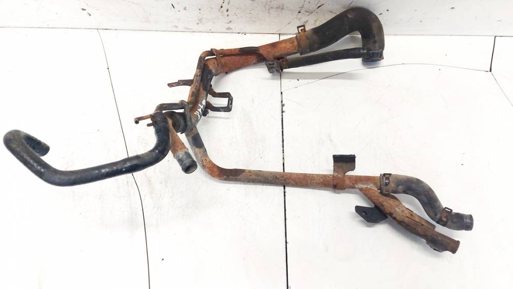 Kia Carens 2005 Water Pipe