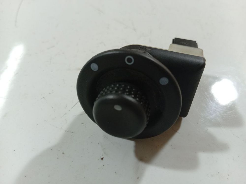 8200002442A Renault Scenic 2005 Sterowanie lusterkami zewnętrznymi