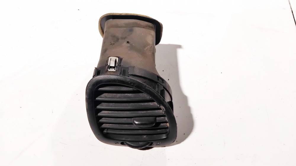 7M1819704E Ford Galaxy 1996 Wloty powietrza do kabiny