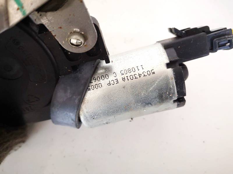 5034301A Volkswagen Passat 2006 Seat Motor Regulator - FRONT LEFT - Thumbnail 3