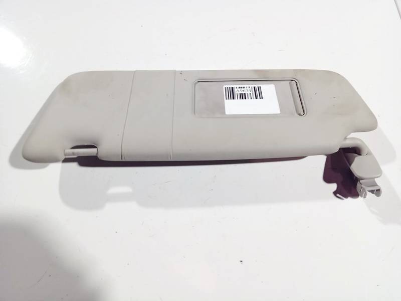 8E0857551 Audi A4 2005 Sun Visor, With Light and Mirror and Clip