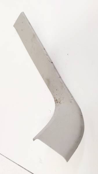 51497119054 BMW 3-Series 2008 Salona apdare (plastmasas)