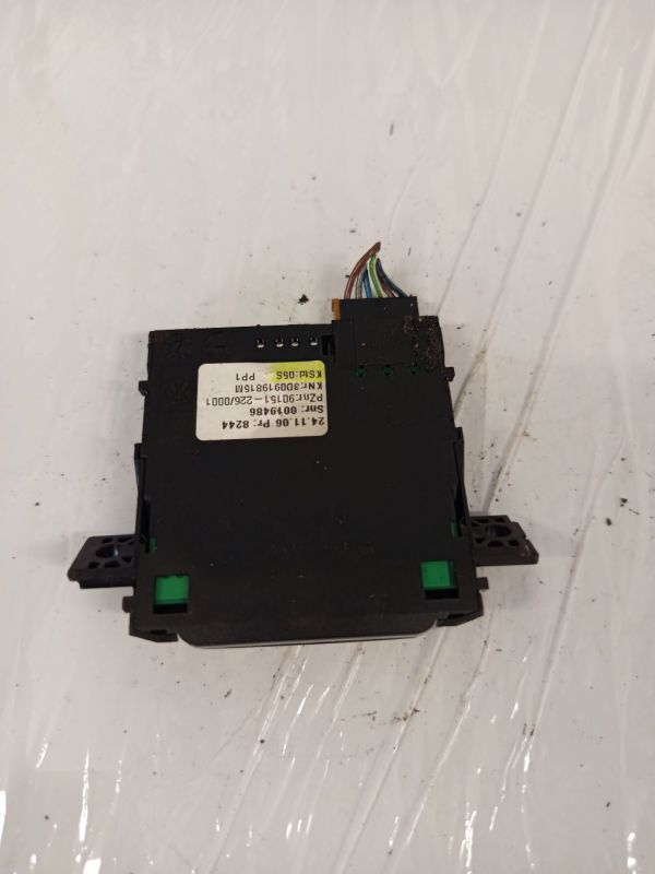 901512260001 Volkswagen Phaeton 2006 Klimata vadības panelis (sildītāja vadības slēdži) - Thumbnail 2