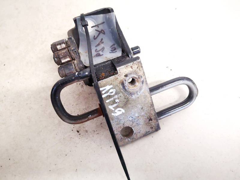 8E0831411B Audi A6 2005 Door Hinge - FRONT - Thumbnail 3