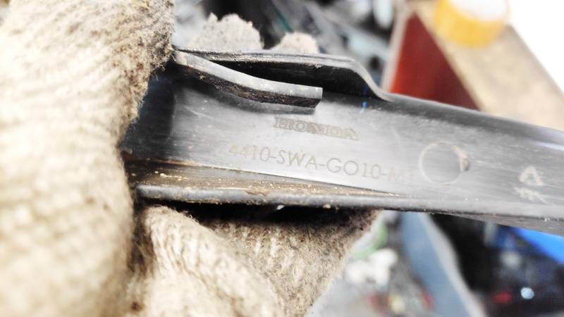 74410SWAG010 Honda CR-V 2008 Wheel Arch (fender) Trim - REAR RIGHT - Thumbnail 3