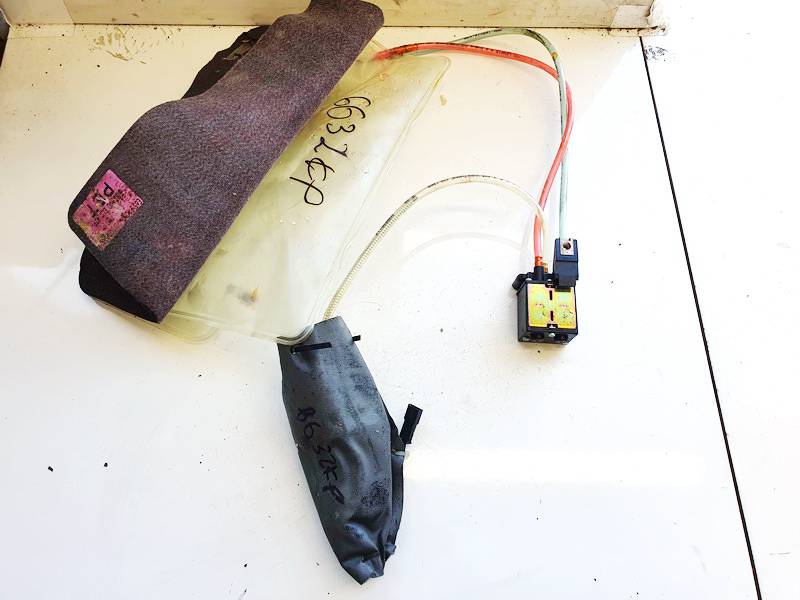 7039191 BMW 7-Series 2001 Kitos dalys